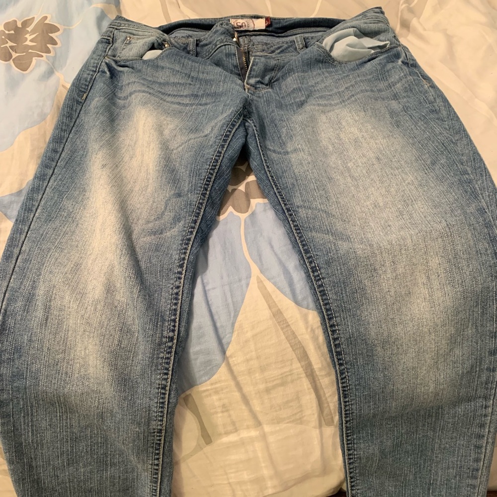 SO cropped jeans size 9